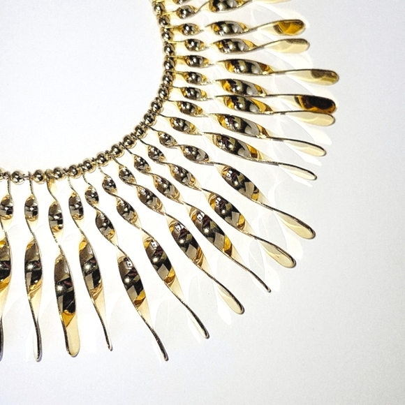 New!Goldtone Dangle Spiral,Sunburst Statement Necklace w/Lobster Clasp& Extender - Picture 5 of 6